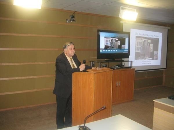 Micro satellites and its emerging innovative applications